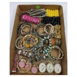 LOT OF COSTUME JEWELRY - BRACELETS