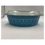 PYREX 045 2 1/2 QT BLUE SNOWFLAKE CASSEROLE DISH