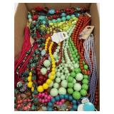 LOT OF COSTUME JEWELRY - NECKLACES