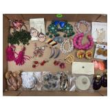 LOT OF COSTUME JEWELRY - EARRINGS
