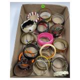 LOT OF COSTUME JEWELRY - BRACELETS