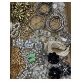 LOT OF COSTUME JEWELRY