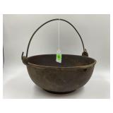 FAVORITE PIQUA WARE CAST IRON 9" KETTLE NO. 2
