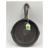 CAST IRON 3E SKILLET WITH HEAT RING