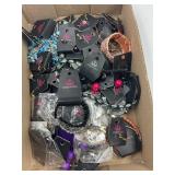 LOT OF COSTUME JEWELRY - PAPARAZZI JEWELRY