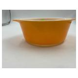 PYREX 472 1 1/2 PT DAISY ORANGE CASSEROLE DISH -NO