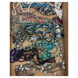 LOT OF COSTUME JEWELRY - NECKLACES