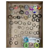 LOT OF COSTUME JEWELRY - RINGS