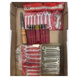 LOT OF IGNITION WRENCHES