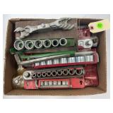 LOT OF SOCKET SETS