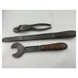 H. D. SMITH & CO. OPEN END NUT WRENCH - 9" &