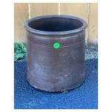 2 GALLON PRIMITIVE STONEWARE CROCK