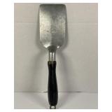 WAGNER WARE 973 S SPATULA WITH WOOD HANDLE - RARE