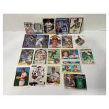 Lot of (20) Tom Seaver Baseball cards W/ Commeor