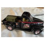 ERTL USMC Core Values Die-Cast Pickup
