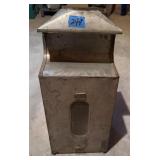 Metal Dispenser