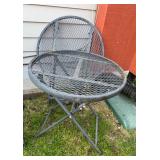 Round Metal Table Set