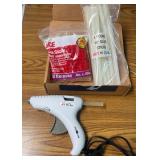 Glue Gun with Glue Sticks