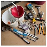 Hand Tools, Bucket