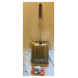 Vintage Popcorn Popper