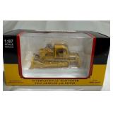 1:87 Scale International Harvester TD-25...