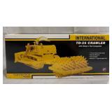 International TD-25 Crawler Model by First Gear