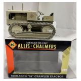 Allis-Chalmers 1:16 Die-Cast Monarch 35 Tractor