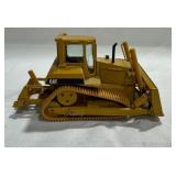 1:50 Scale Diecast Caterpillar Bulldozer Model