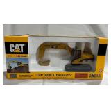Norscot Cat 320C L Excavator Die-Cast Model