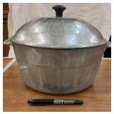 Cast Aluminum Dutch Oven