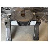 Fifth Wheel Truck Hitch,