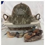 Duck Figurines & Decor