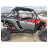 2024 RZR XP 1000 Ultimate