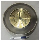 Spartus Gold Wall Clock