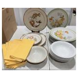 Japanese Stoneware Dinnerware