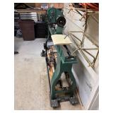 Grizzly Model G0462 Variable Speed Lathe