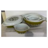 Pyrex Spring Blossom Serving Set with Lids