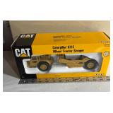 Caterpillar 631E Wheel Tractor Scraper Model