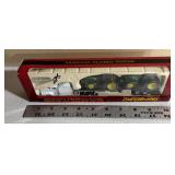 Ertl HO Scale Kenworth and John Deere Set