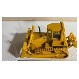 Die-Cast Caterpillar D6H Dozer Model