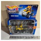 Hot Wheels Mechanix Semi-Truck Set