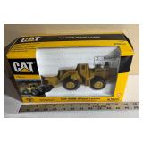 Cat 988B Wheel Loader Scale Model