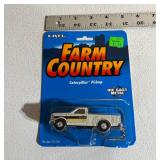 Ertl Farm Country Caterpillar Pickup Die-Cast Toy