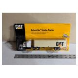 Caterpillar Die-Cast Tractor Trailer
