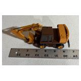 Die-Cast Case Excavator Model With Ruler