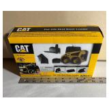 1:32 Scale Cat 226 Skid Steer Loader