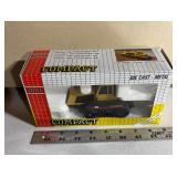 Joal Compact Tractor Cat Challenger 65 Diecast