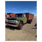 1960s Ford F-600 Grain Truck