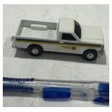 ERTL John Deere Pickup Truck