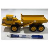 Diecast Model Caterpillar D400 Articulated Truck